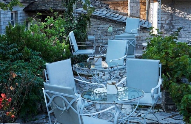 2bedrooms- stone building /Vikos Gorge, Epirus