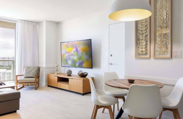 2BR 2BA at Beachwalk on 29 floor Full Equiped