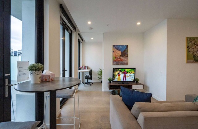 2BR Cozy Central Brisbane Apt w/Huge Balcony&Pool
