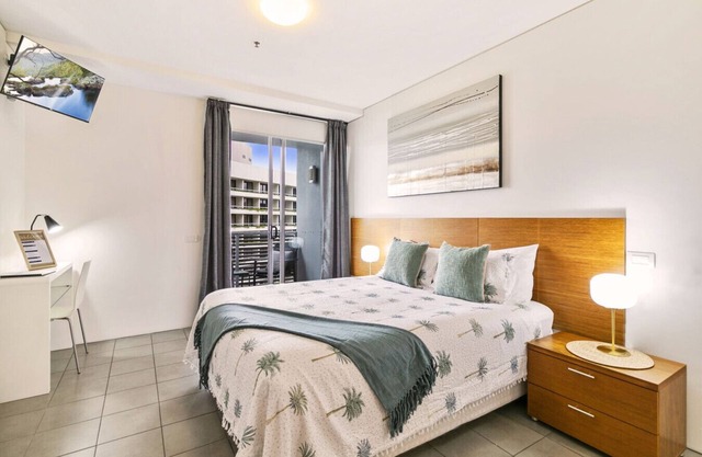 2BR Stylish Getaway@Harbour Lights Cairns Sleeps 6