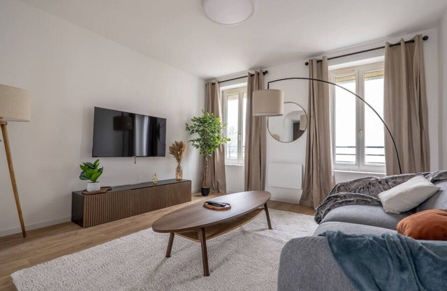 2D - Renovated apartment ~ Saint-Maur-des-Fossés