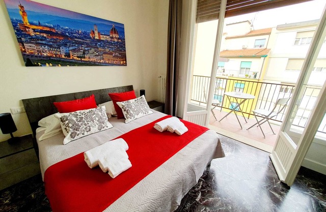 3 bathrooms - elegant, central, large apartment - Firenze Bliss Apartment