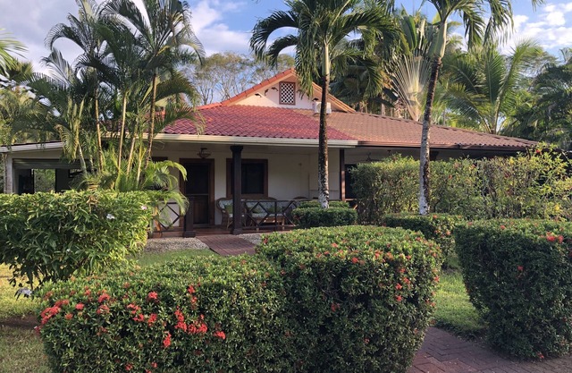 3 Bd Villa at Los Delfines
