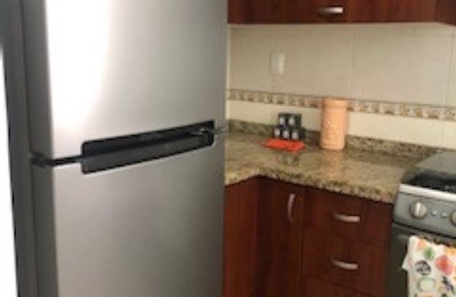 3 Bed 2 Bath Apartment In Quiet Safe Neighborhood