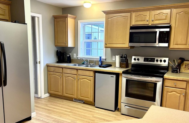 3 Bedroom 2 Bathroom Home in Grantham
