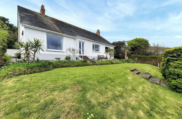 3 bedroom accommodation in Mousehole