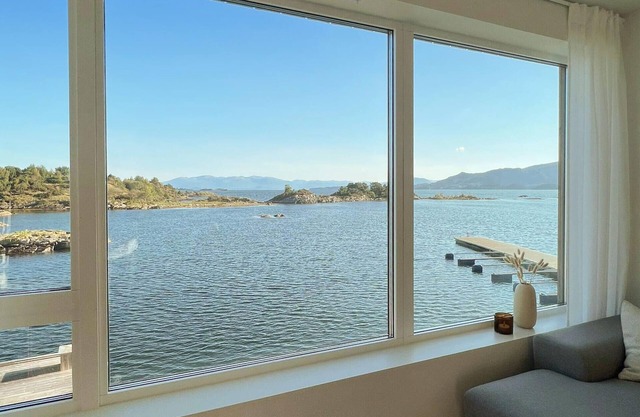 3 bedroom accommodation in Mosterhamn