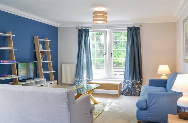 3 bedroom accommodation in Edinburgh
