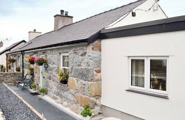 3 bedroom accommodation in Bethesda Bach, near Caernarfon
