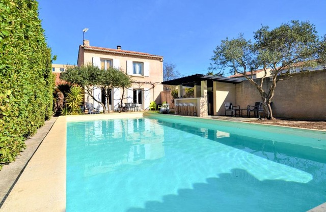 3 Bedroom Amazing Home In Sorgues