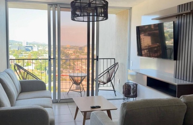 3-bedroom apartment in San Salvador Volcano View- Floor 16 with WiFi, AC