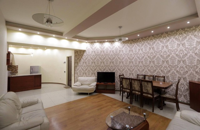 3 Bedroom apartment near Republic Square