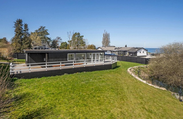 3 bedroom beautiful home in Strøby