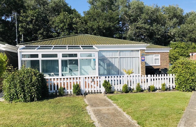 3 Bedroom Bungalow In Eastbourne recently refurbished