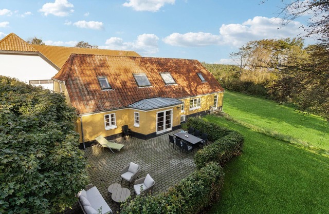 3 bedroom cozy home in Løgstrup