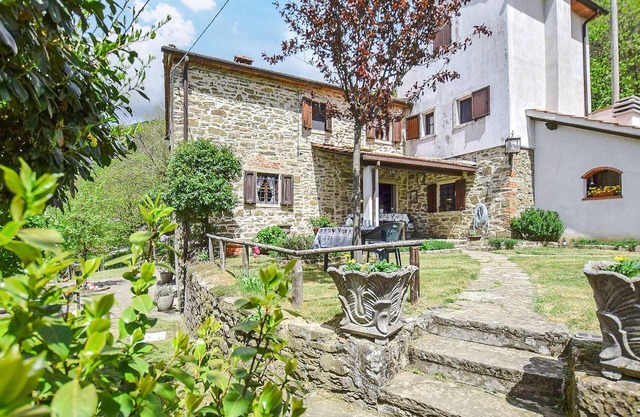 3 bedroom gorgeous home in Pistoia (PT)