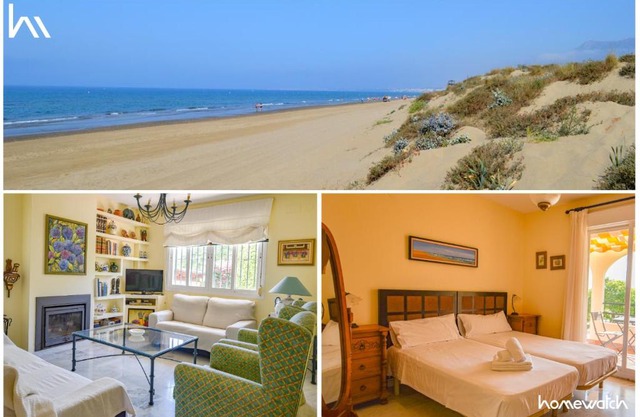 3 bedroom holiday home next to the beach in Costabella, Marbella