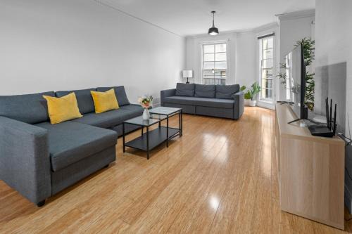 3-Bedroom House in Ultimo Good for 10 Guests