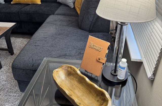 3-bedroom house in serene Park Forest with AC, WiFi. Enjoyable getaway