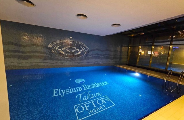 3 bedroom luxury apartment with pool and sauna