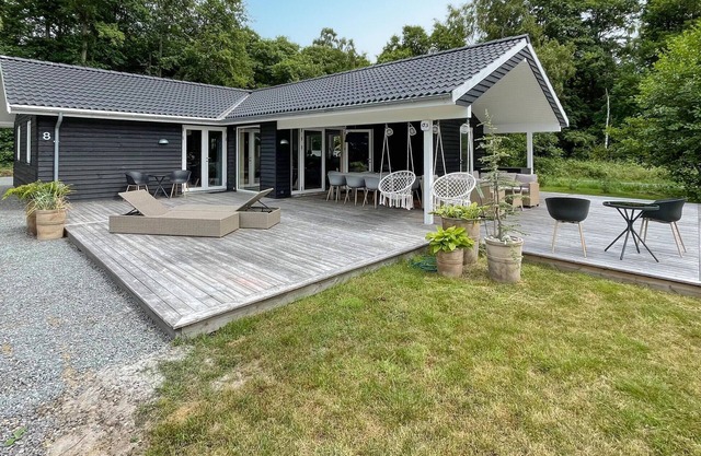 3 bedroom nice home in Aakirkeby