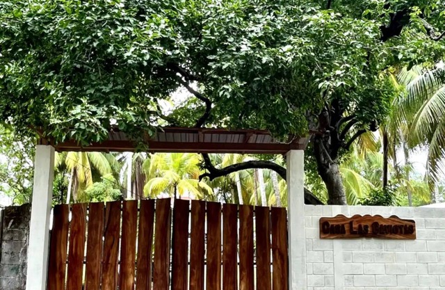 3-bedroom ocean front beach house in beautiful Maculis! Welcome to Paradise!