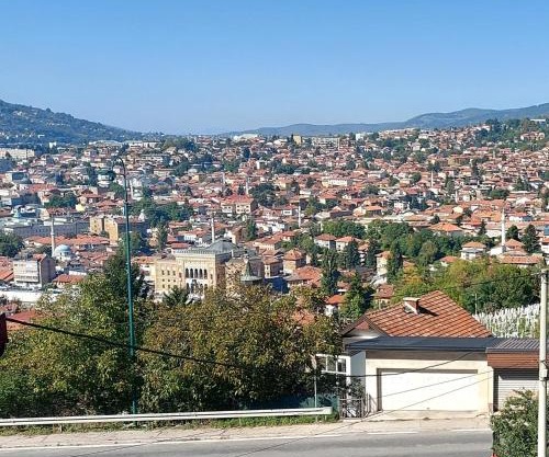 3-Bedroom Residence - Prime Location with City View and Parking