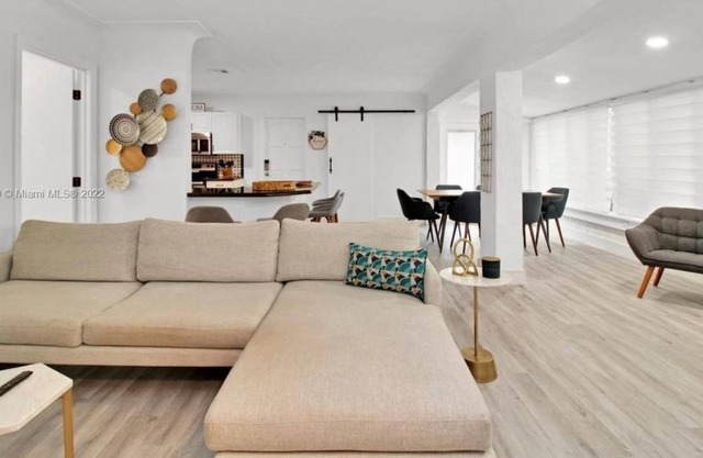 3 Bedroom Single family 437121 by Houzlet