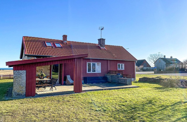 3 bedroom stunning home in Degerhamn