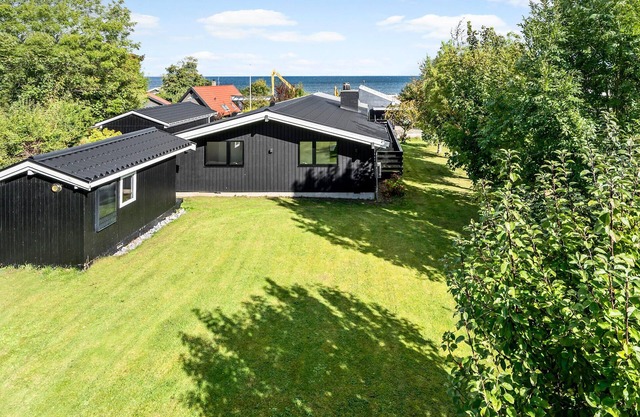 3 bedroom stunning home in Strøby