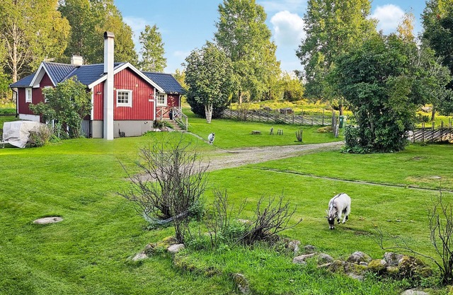 3 bedroom stunning home in Hökerum
