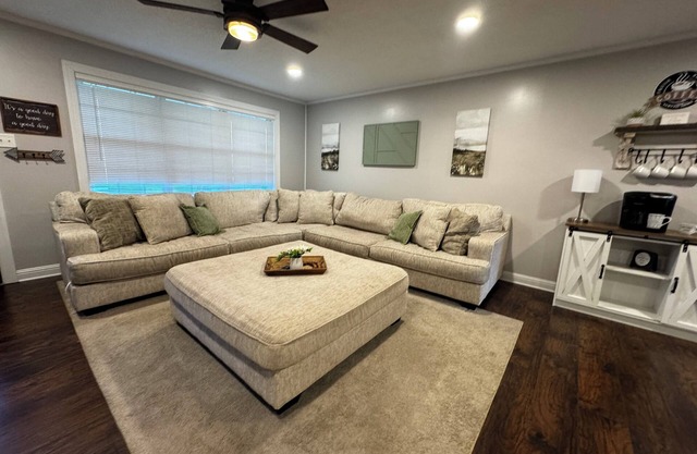 3-bedroom w/pool and all the comforts of home in Muscle Shoals-recording capital