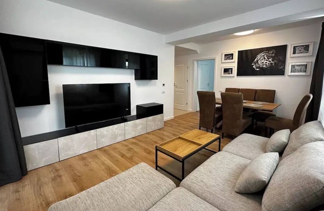 3 Bedrooms, office and kitchen, near Therme