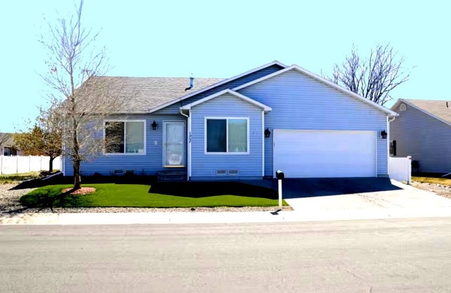 3-BR, 2 Bath in Beautiful Montrose close to Black Canyon