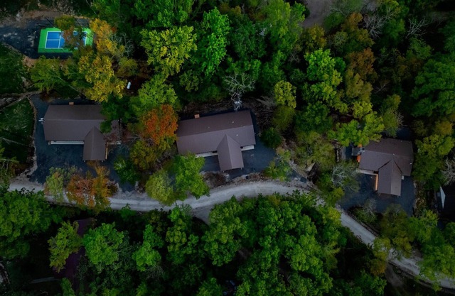 3 BR Near Gutter Chaos - 2 Min Walk W/Playground & Pickleball Court