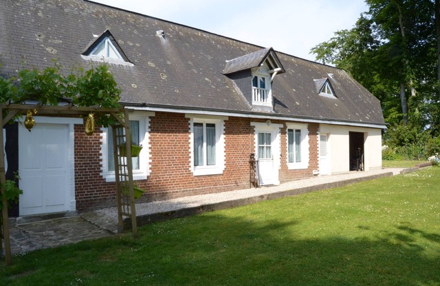 3 * cottage in a farmhouse on the Alabaster Coast