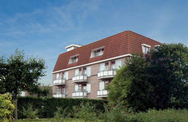 3 Cozy Stays: Explore Millingerwaard Trails, River Walks & City Adventures