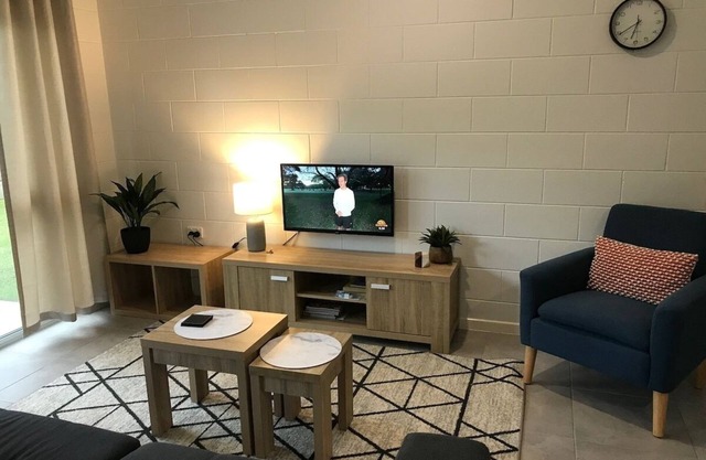 #3 Haven on Hughes 2BR Clean Peaceful Close to City