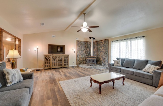 3 Mi to Lake Charles: Family Home in Louisiana!