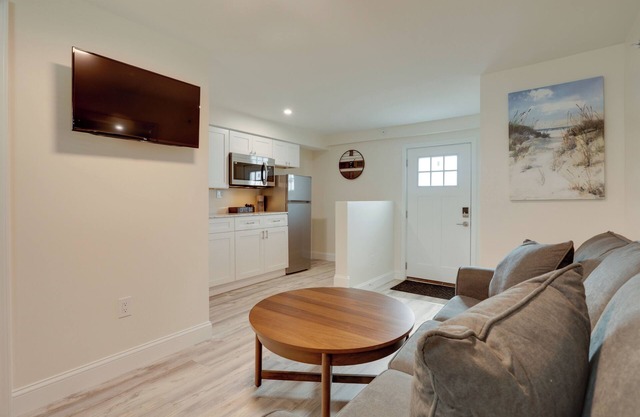 3 Mi to Main Street: Newly Renovated Wareham Apt!