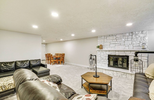 3 Mi to Valley Fair Mall: Salt Lake City Apt!