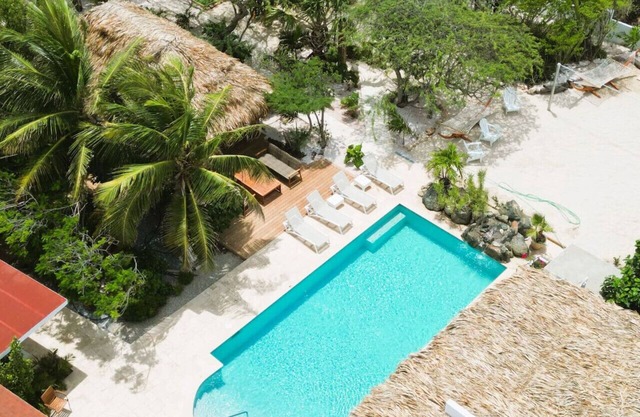 3 Mins to Beach & 6BR Villa w/Exclusive Pool at Boca Beach House by Bocobay