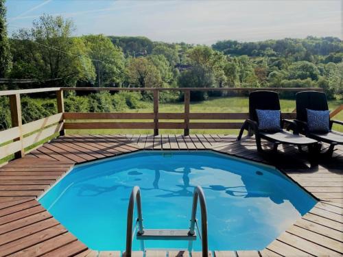 3 PRIVATE POOL with Stunning Views!