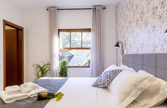 3 Quartos no Capivari com Lareira