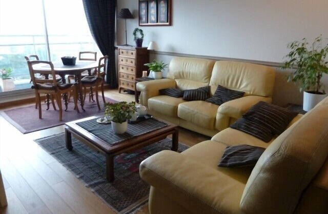 3 rooms between Nation and Père Lachaise comfortable, bright recent pkg possible