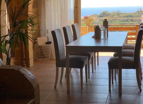 300y/o Farmhouse BLUE LAGOON VIEWS/AC/POOL QALA
