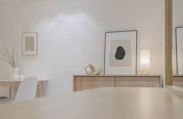 304 Apgujeong 2nd, Studio 1 Bath Queen Bed