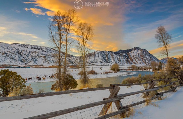 3BR/2BTH on the bank of Yellowstone River