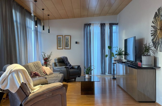 3BR Keflavík Home – Sleeps 6 – 8 Min to KEF Airport