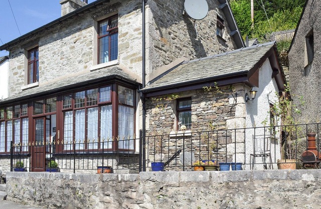 4 bedroom accommodation in Lindale, near Grange-over-Sands